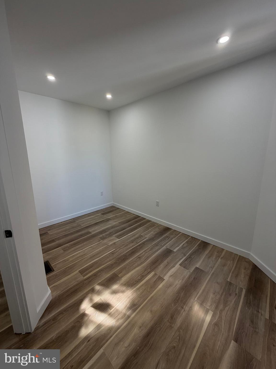 6112 Walnut Street Philadelphia, PA 19139 - Photo 7 of 28