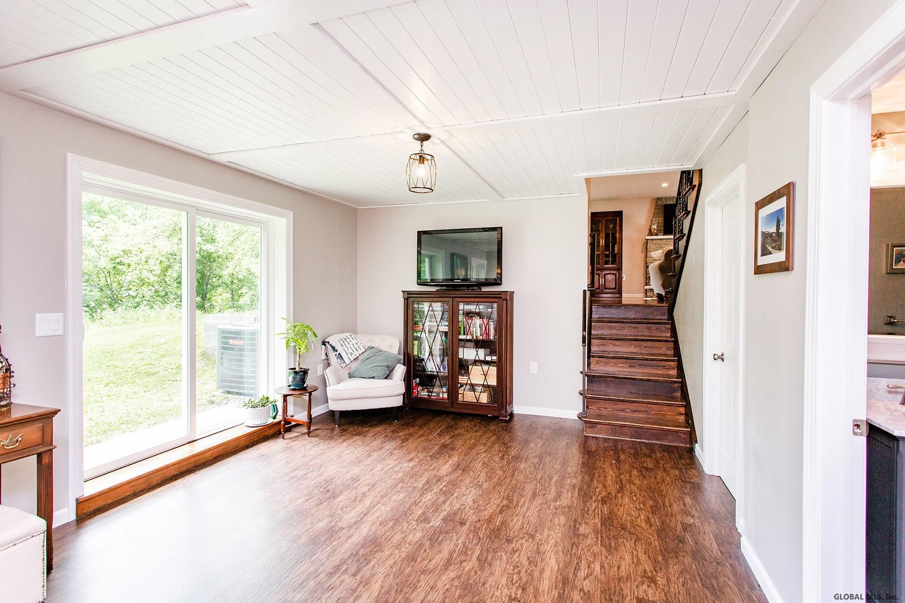 4 Locust Grove Road Saratoga Springs, NY 12866 - Photo 17 of 37 Photo 17