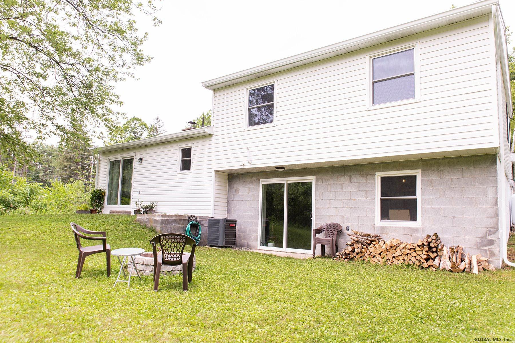 4 Locust Grove Road Saratoga Springs, NY 12866 - Photo 35 of 37 Photo 36