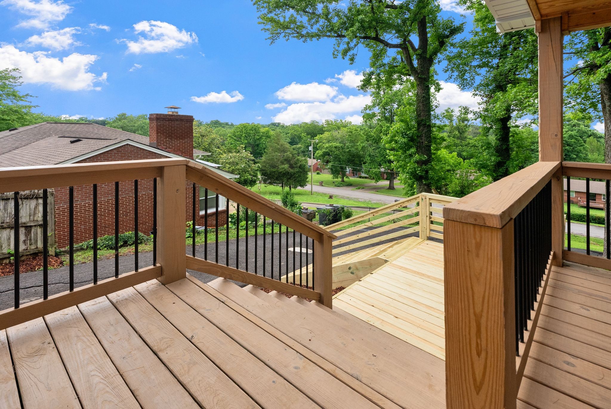 310 Browning Road Nashville, TN 37211 - Photo 2 of 36
