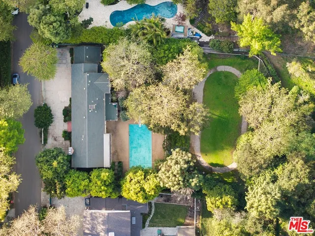 $7,995,000 | 1150 Stone Canyon Road, Los Angeles, CA 90077