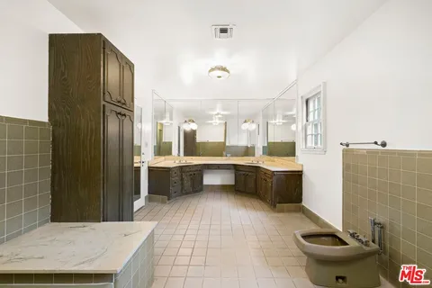 $7,995,000 | 1150 Stone Canyon Road, Los Angeles, CA 90077