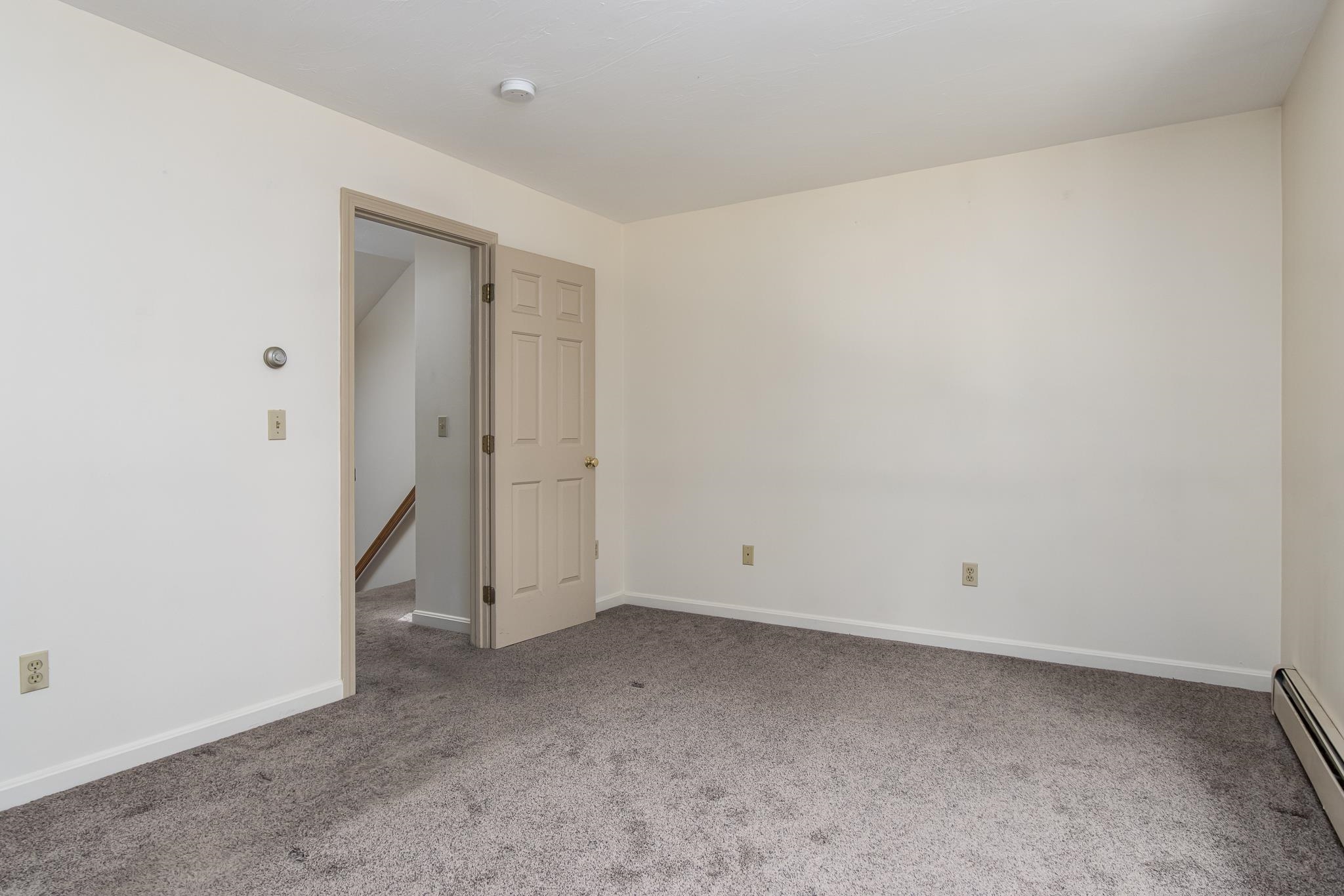 93 Bedford Road New Boston, NH 03070 - Photo 25 of 40