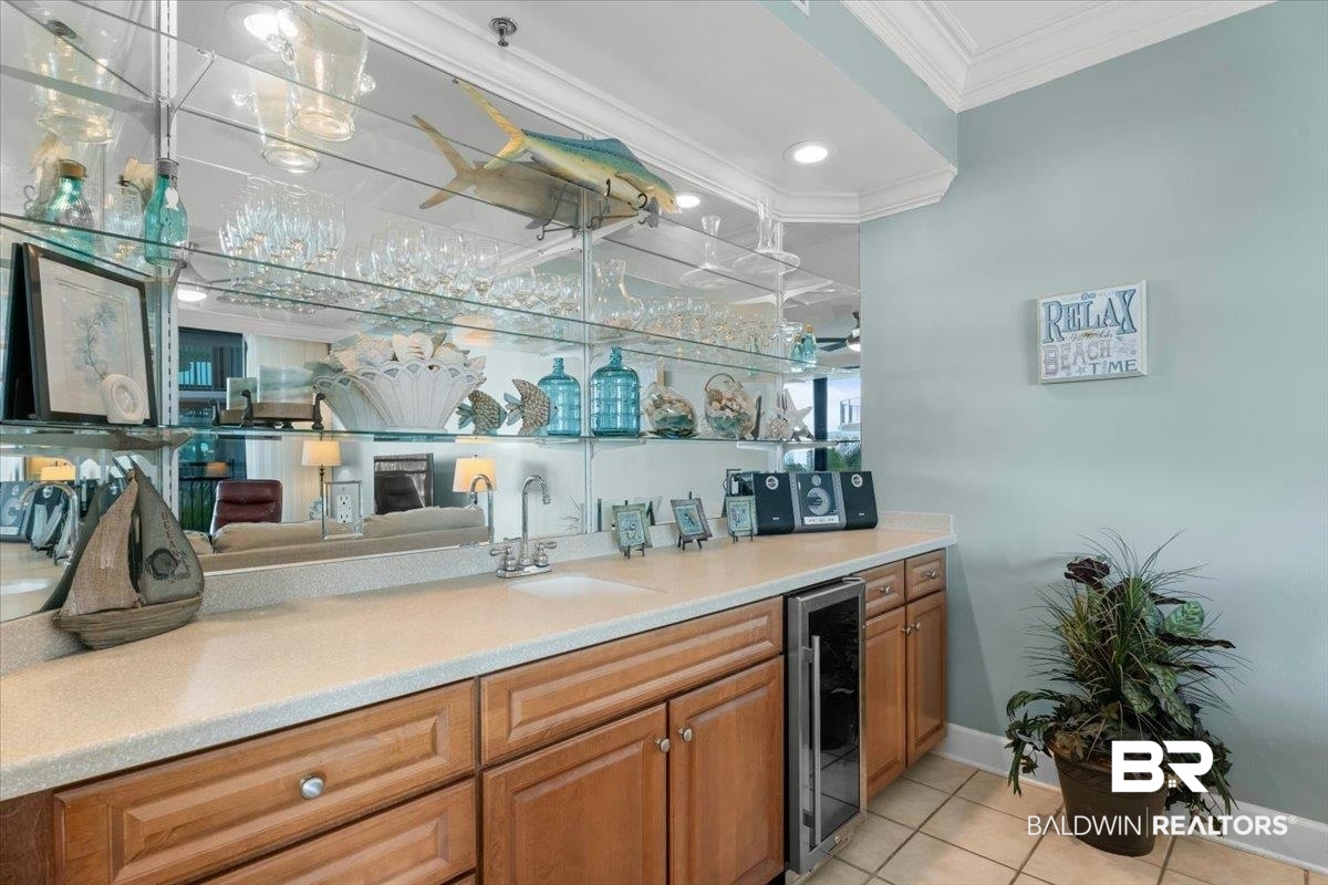 27582 Canal Road, Unit 2310 Orange Beach, AL 36561 - Photo 11 of 42 Wet Bar