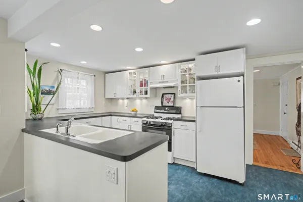 $849,000 | 178 Bradley Street, New Haven, CT 06511