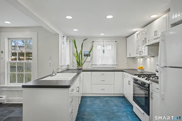 $849,000 | 178 Bradley Street, New Haven, CT 06511