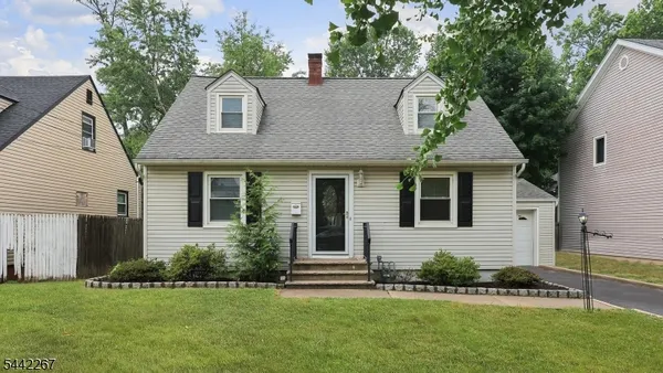 $3,800 | 1751 Mountain Avenue, Scotch Plains, NJ 07076