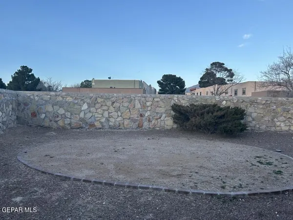 $399,000 | 301 Resler Ridge Drive, El Paso, TX 79912