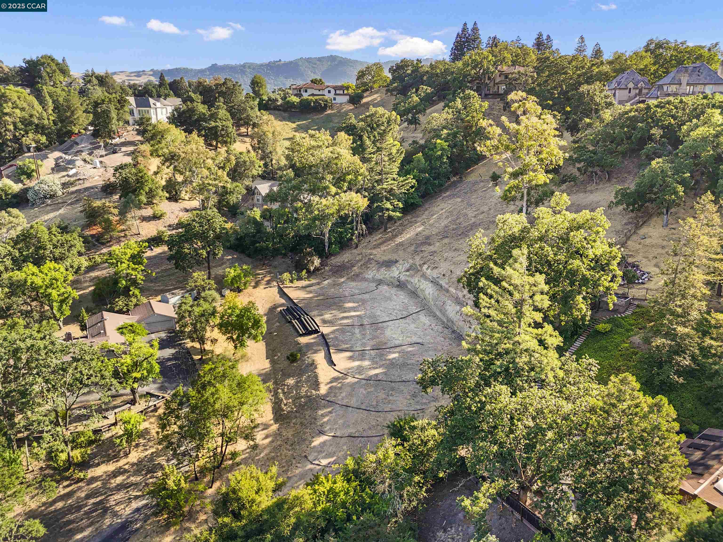 221 Dean Road Alamo, CA 94507 - Photo 12 of 31