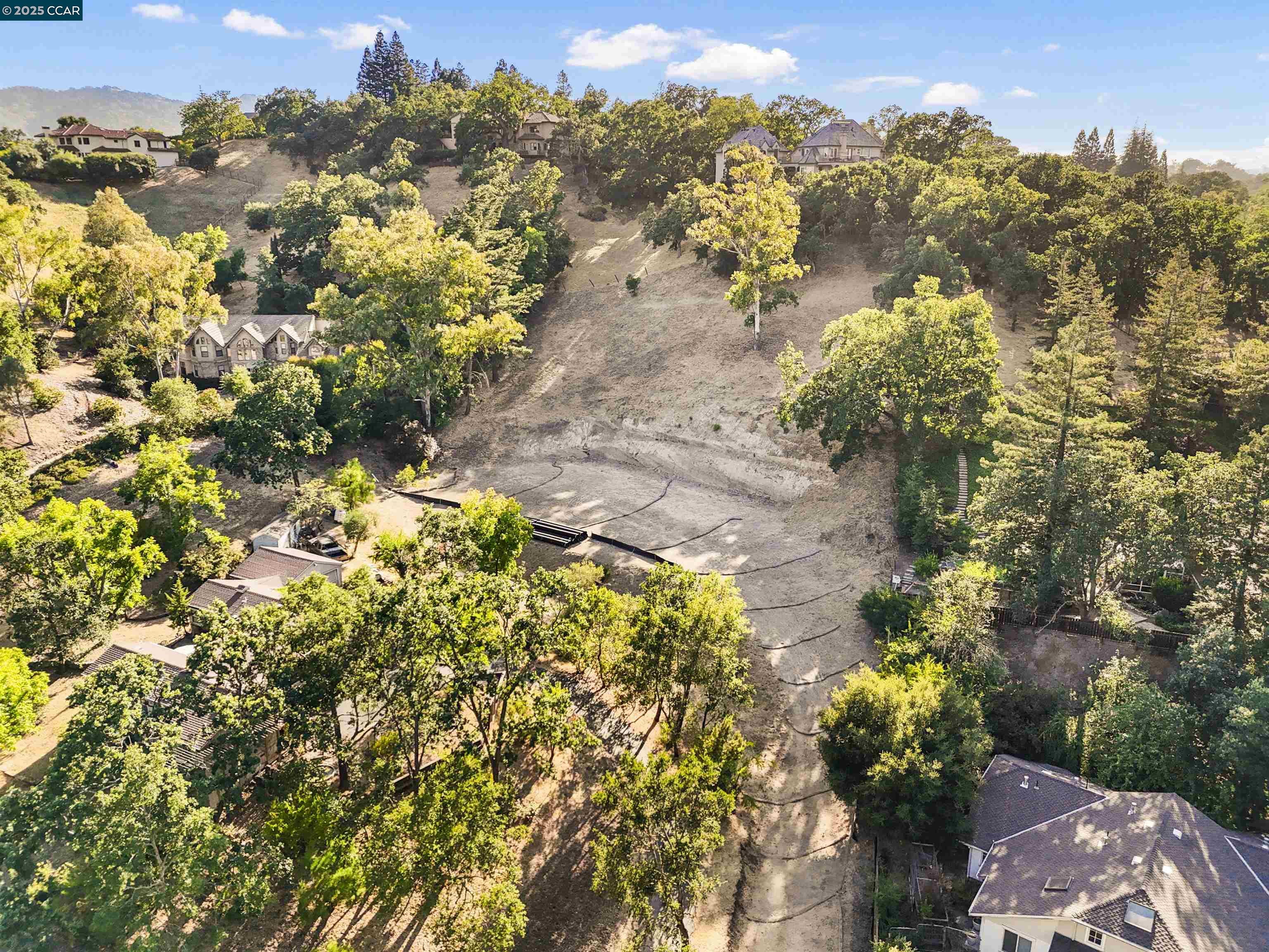 221 Dean Road Alamo, CA 94507 - Photo 15 of 31