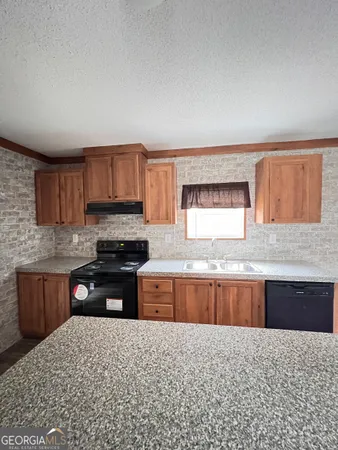 $179,900 | 4720 Otter Creek Circle, Blackshear, GA 31516
