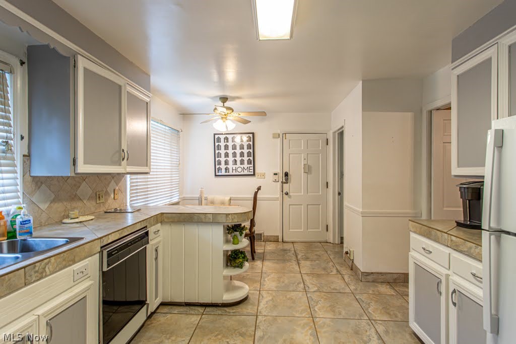 455 Redondo Road Youngstown, OH 44504 - Photo 10 of 50