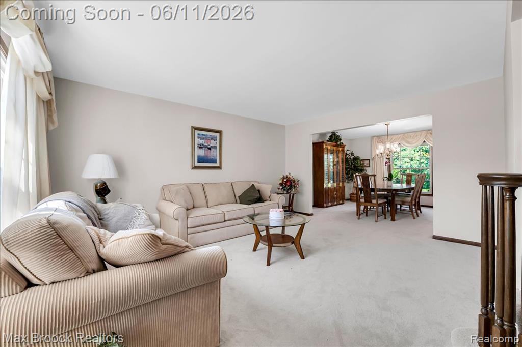 217 Stonetree Circle Rochester Hills, MI 48309 - Photo 5 of 44