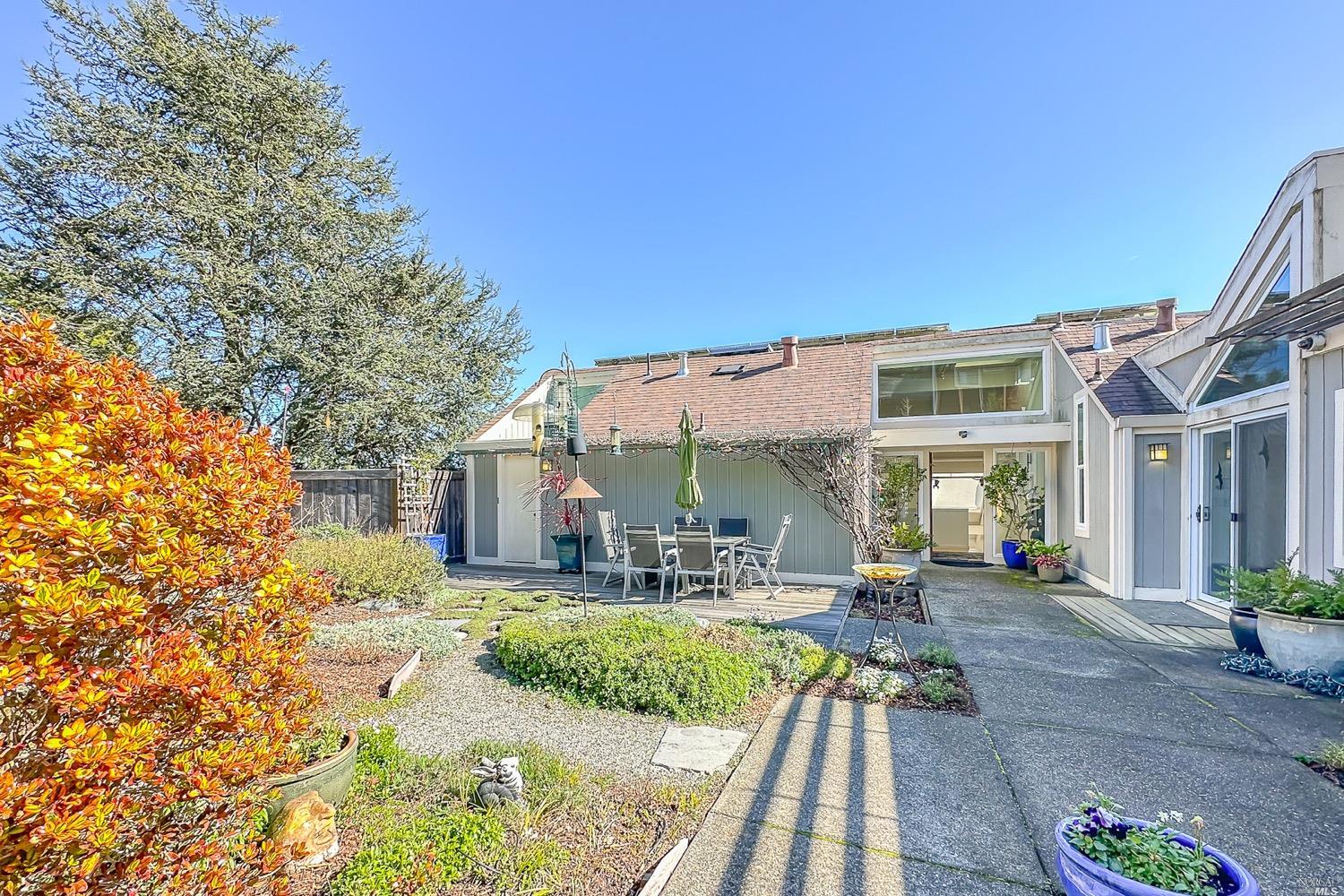 432 Durant Way Mill Valley, CA 94941 - Photo 3 of 69