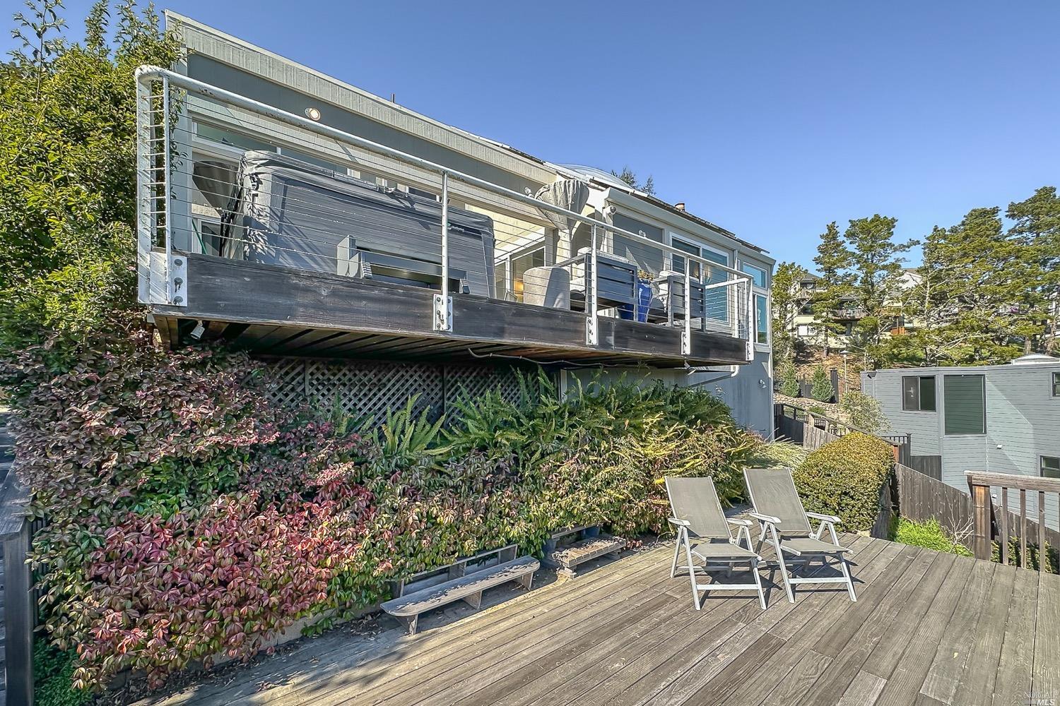 432 Durant Way Mill Valley, CA 94941 - Photo 52 of 69 a front view of a house with garden