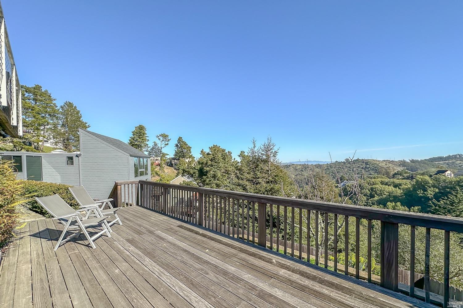 432 Durant Way Mill Valley, CA 94941 - Photo 54 of 69 a view of balcony with furniture