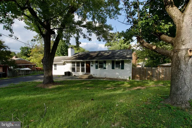 $674,999 | 7538 Axton Street, Springfield, VA 22151