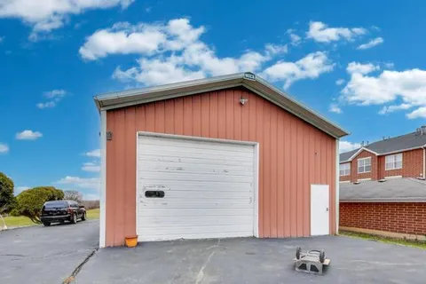 $1,800,000 | 9910 West 167th Street, Orland Park, IL 60467