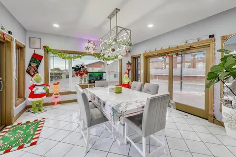 $1,800,000 | 9910 West 167th Street, Orland Park, IL 60467