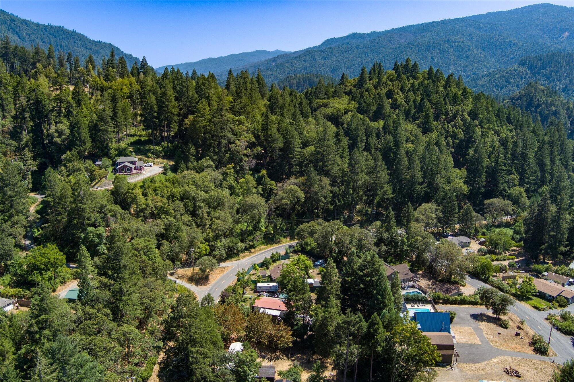 1948 Patterson Road Willow Creek, CA 95573 - Photo 6 of 47 Gallery Image 6