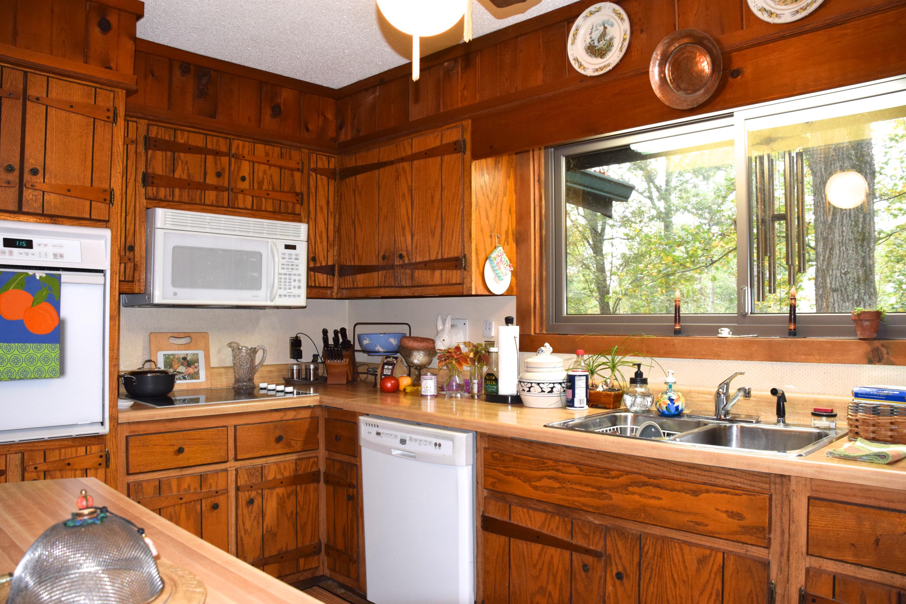 285 County Road 67 Riceville, TN 37370 - Photo 14 of 30 14 Kitchen