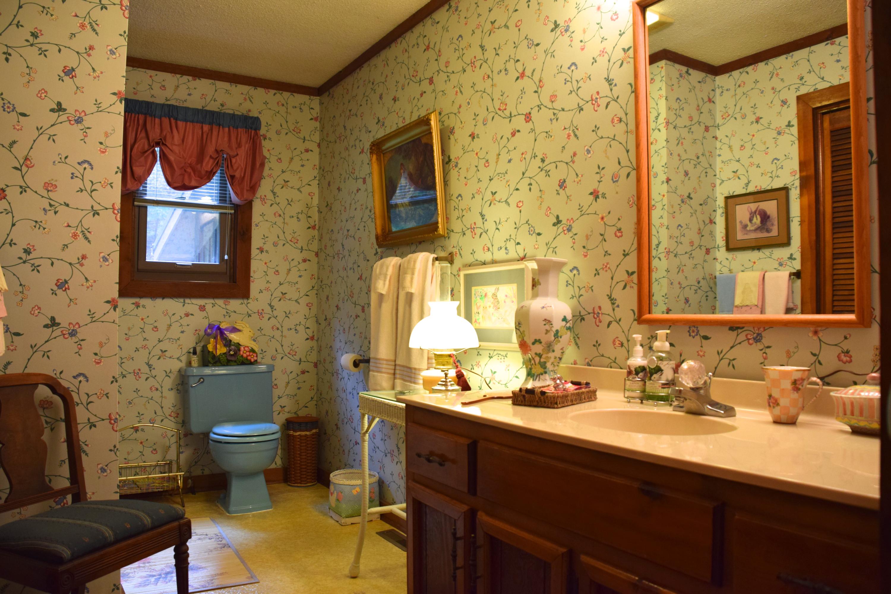 285 County Road 67 Riceville, TN 37370 - Photo 23 of 30 23 Bathroom
