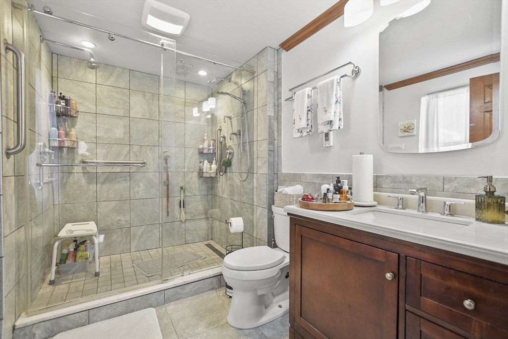 264 John Parker Road Falmouth, MA 02536 - Photo 22 of 41 a bathroom with a sink a toilet and shower