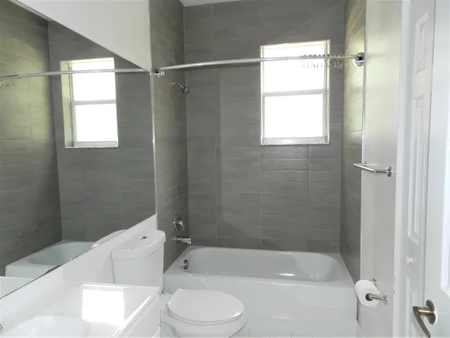 $2,300 | 3569 Forest Hill Boulevard, Unit 108, Palm Springs, FL 33406