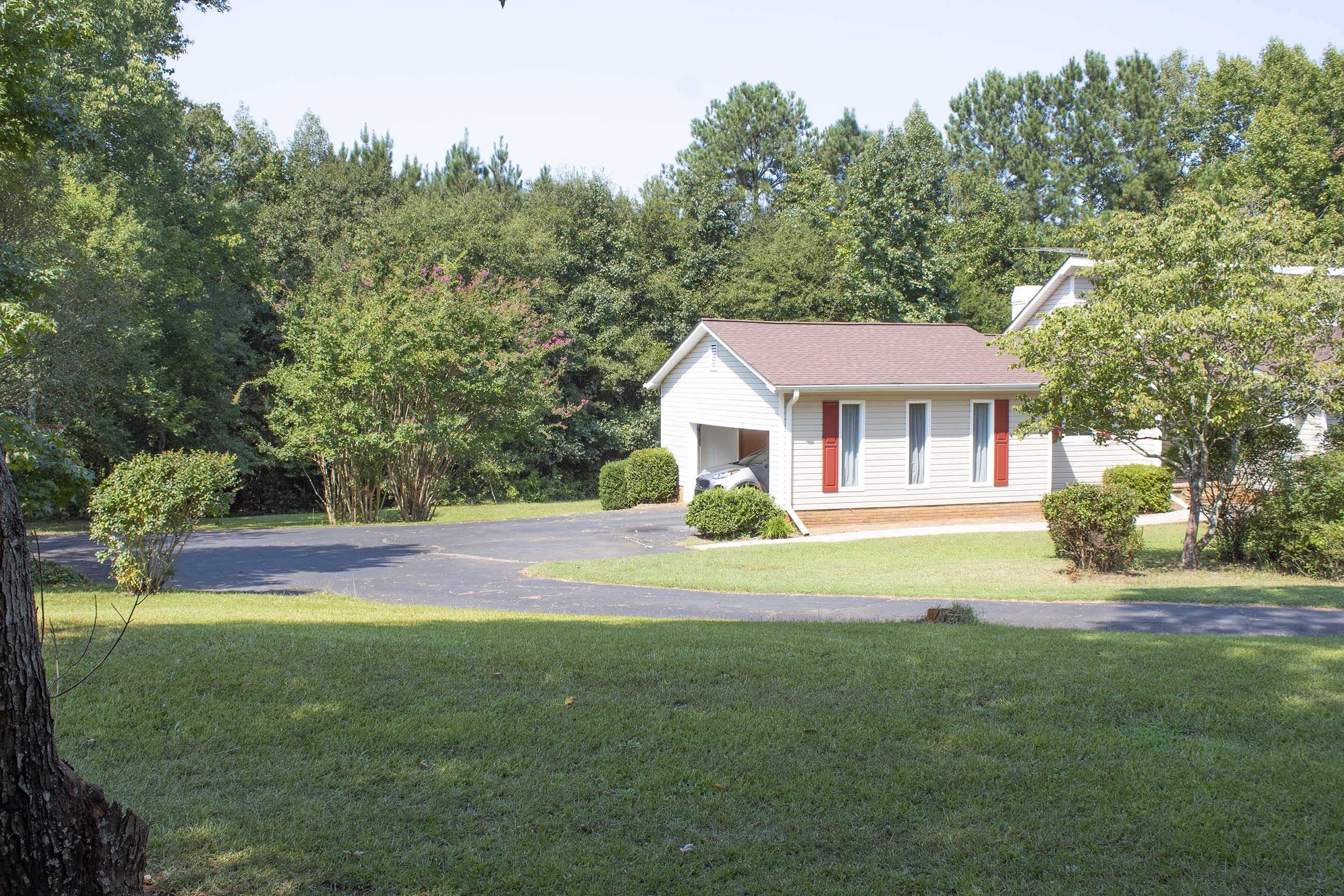 78 West Ridge Drive Inman, SC 29349 - Photo 3 of 36