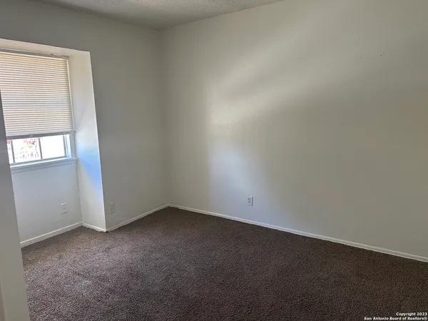 $1,065 | 7138 Brecon, San Antonio, TX 78239