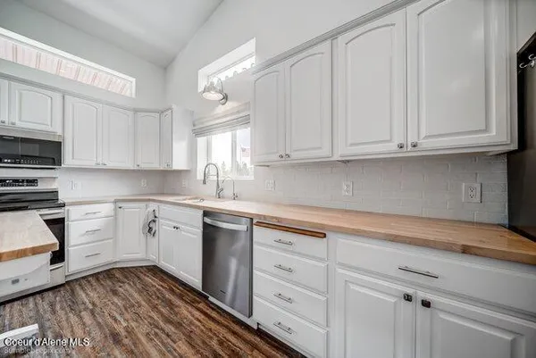 $819,900 | 200 Agte Road, Plummer, ID 83851