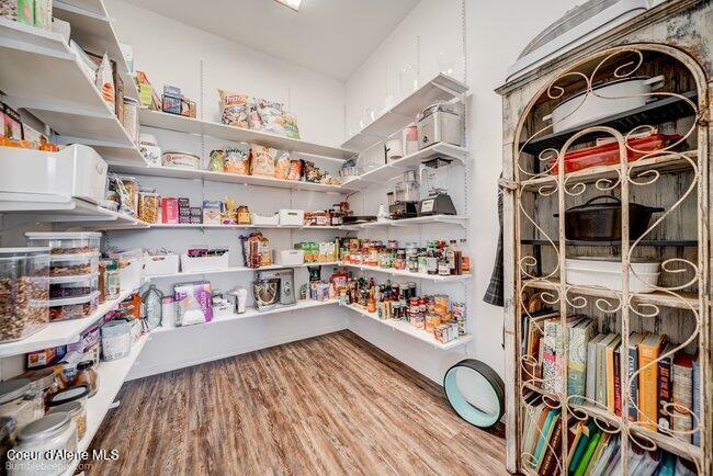 200 Agte Road Plummer, ID 83851 - Photo 15 of 51 Spectacular walk in pantry