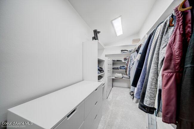 200 Agte Road Plummer, ID 83851 - Photo 21 of 51 Large walk in closet