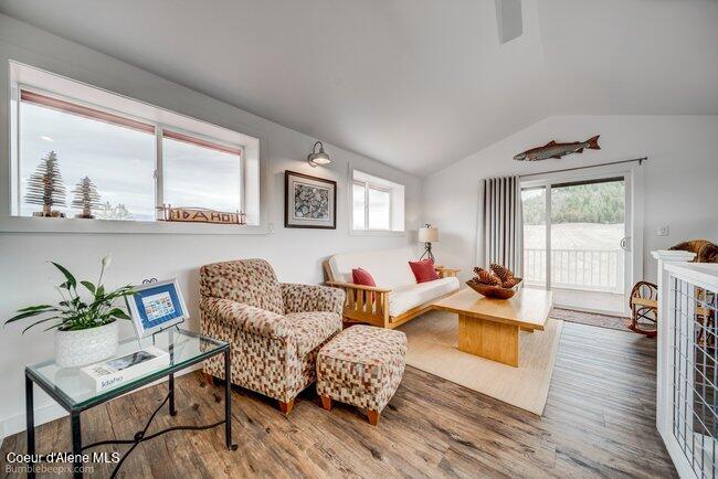 200 Agte Road Plummer, ID 83851 - Photo 25 of 51 Family area