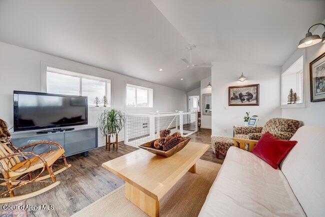 200 Agte Road Plummer, ID 83851 - Photo 27 of 51 Upper family room