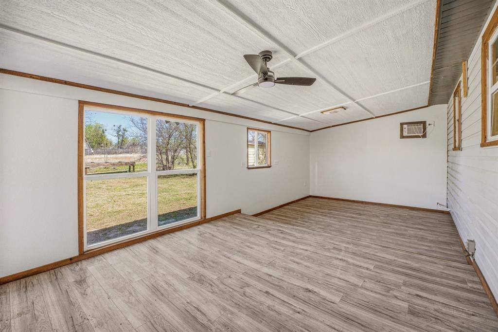 600 East Third Street Hico, TX 76457 - Photo 12 of 40