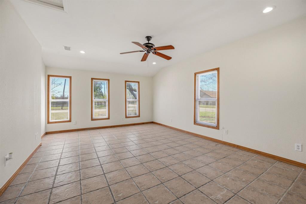 600 East Third Street Hico, TX 76457 - Photo 23 of 40