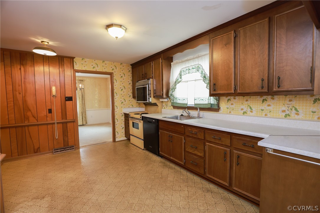 8308 Forge Road Henrico, VA 23228 - Photo 8 of 37 Gallery Image 8