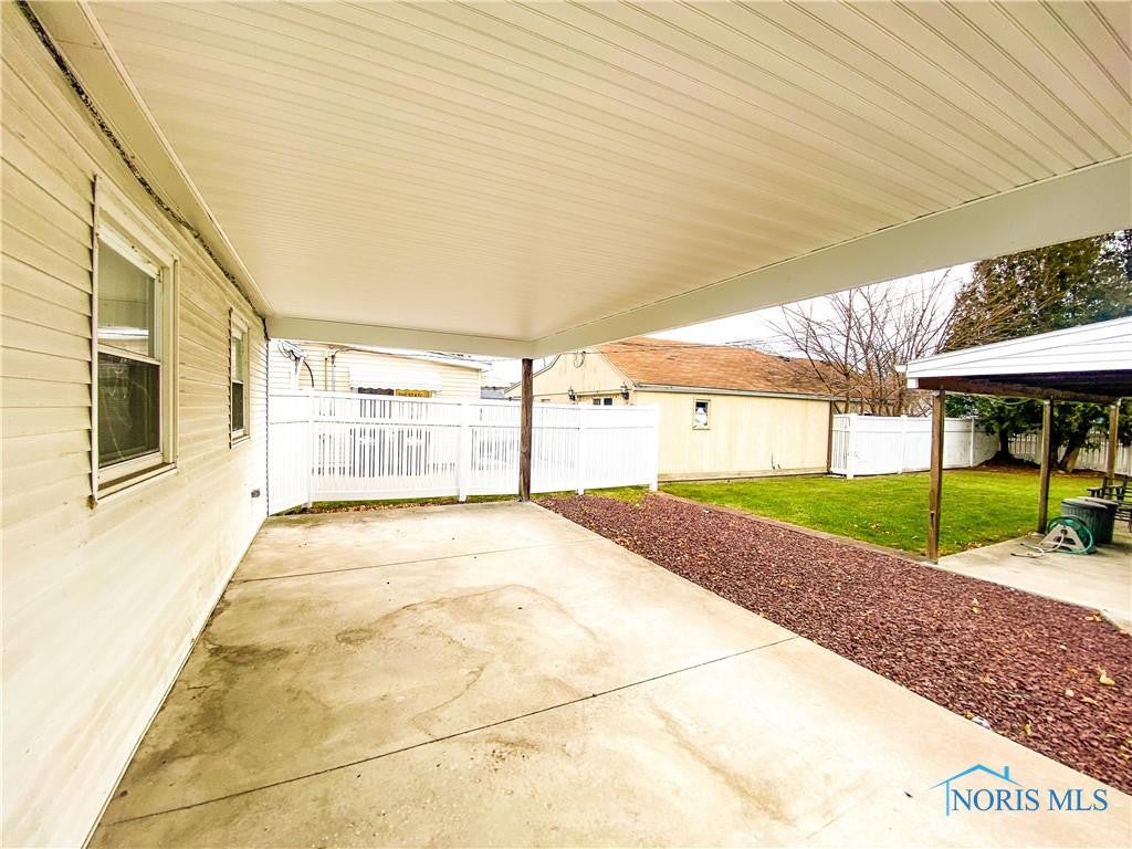 4624 Edgemont Road Toledo, OH 43611 - Photo 10 of 21 Gallery Image 10