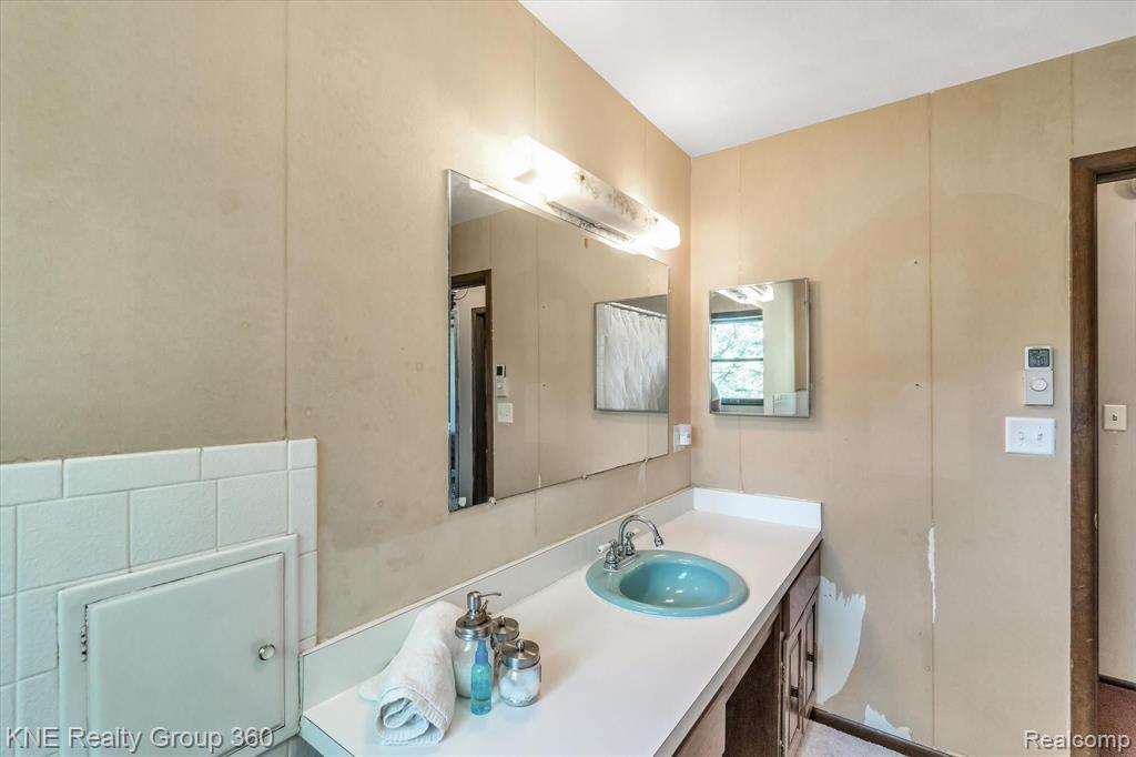 4572 North Fleming Road Howell, MI 48855 - Photo 19 of 35