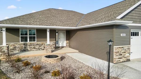 $474,900 | 302 Willie Mays Circle, De Pere, WI 54115