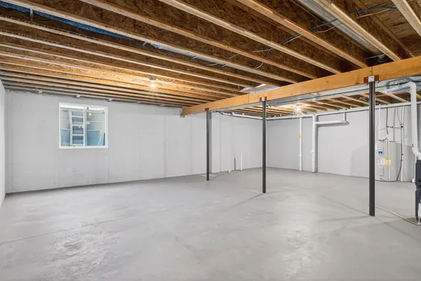 $474,900 | 302 Willie Mays Circle, De Pere, WI 54115