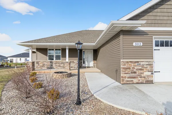 $474,900 | 302 Willie Mays Circle, De Pere, WI 54115