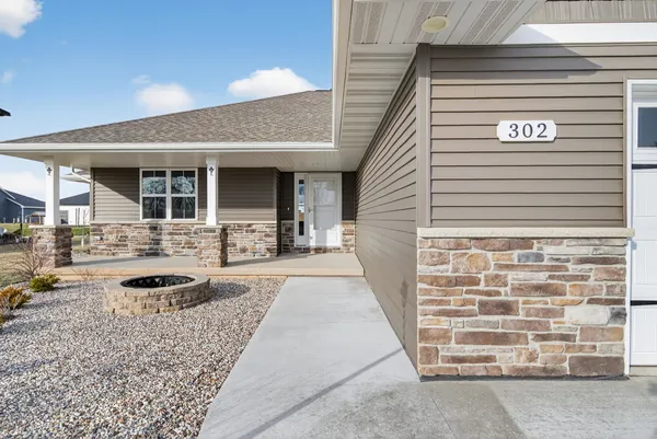 $474,900 | 302 Willie Mays Circle, De Pere, WI 54115
