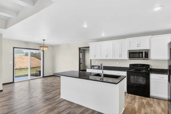 $474,900 | 302 Willie Mays Circle, De Pere, WI 54115