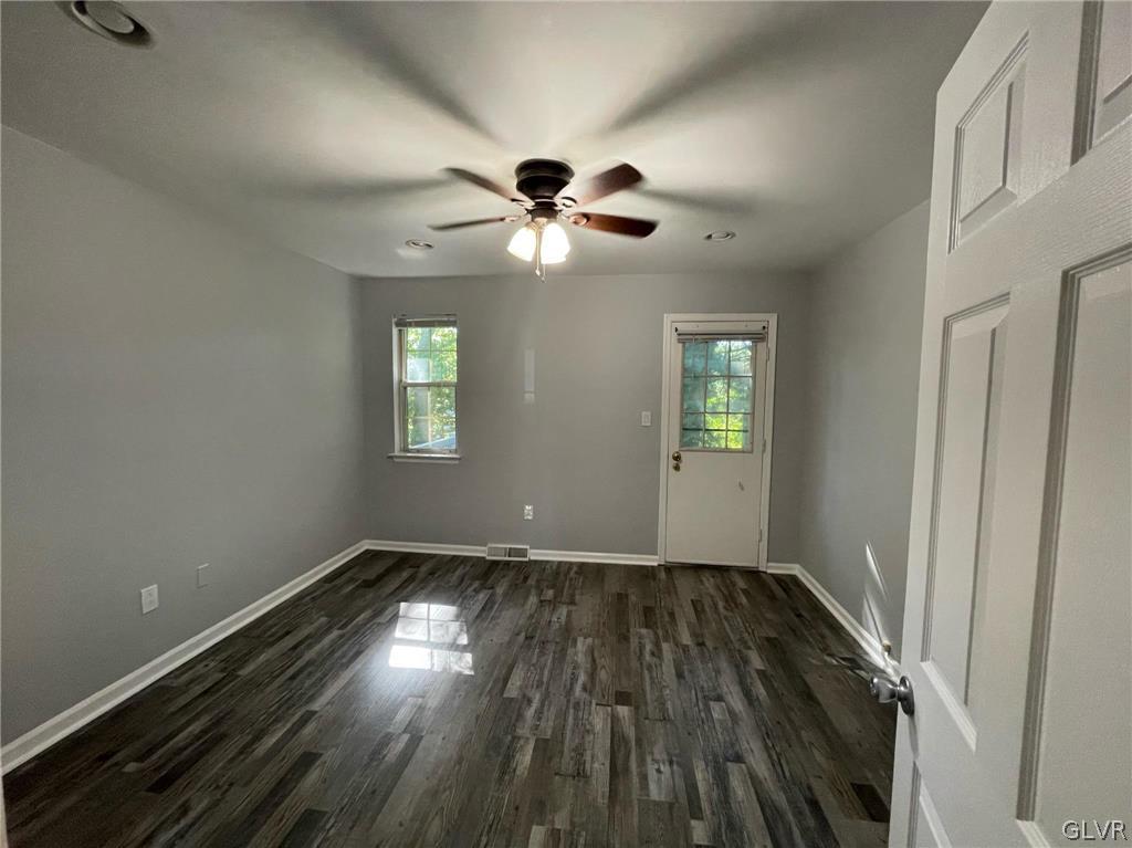 126 Springhouse Road Allentown, PA 18104 - Photo 12 of 40 1st Floor Den/Office/Bedroom