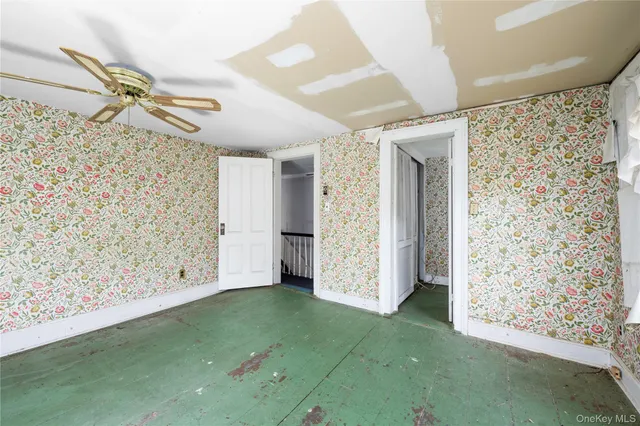 a view of entryway with stairs