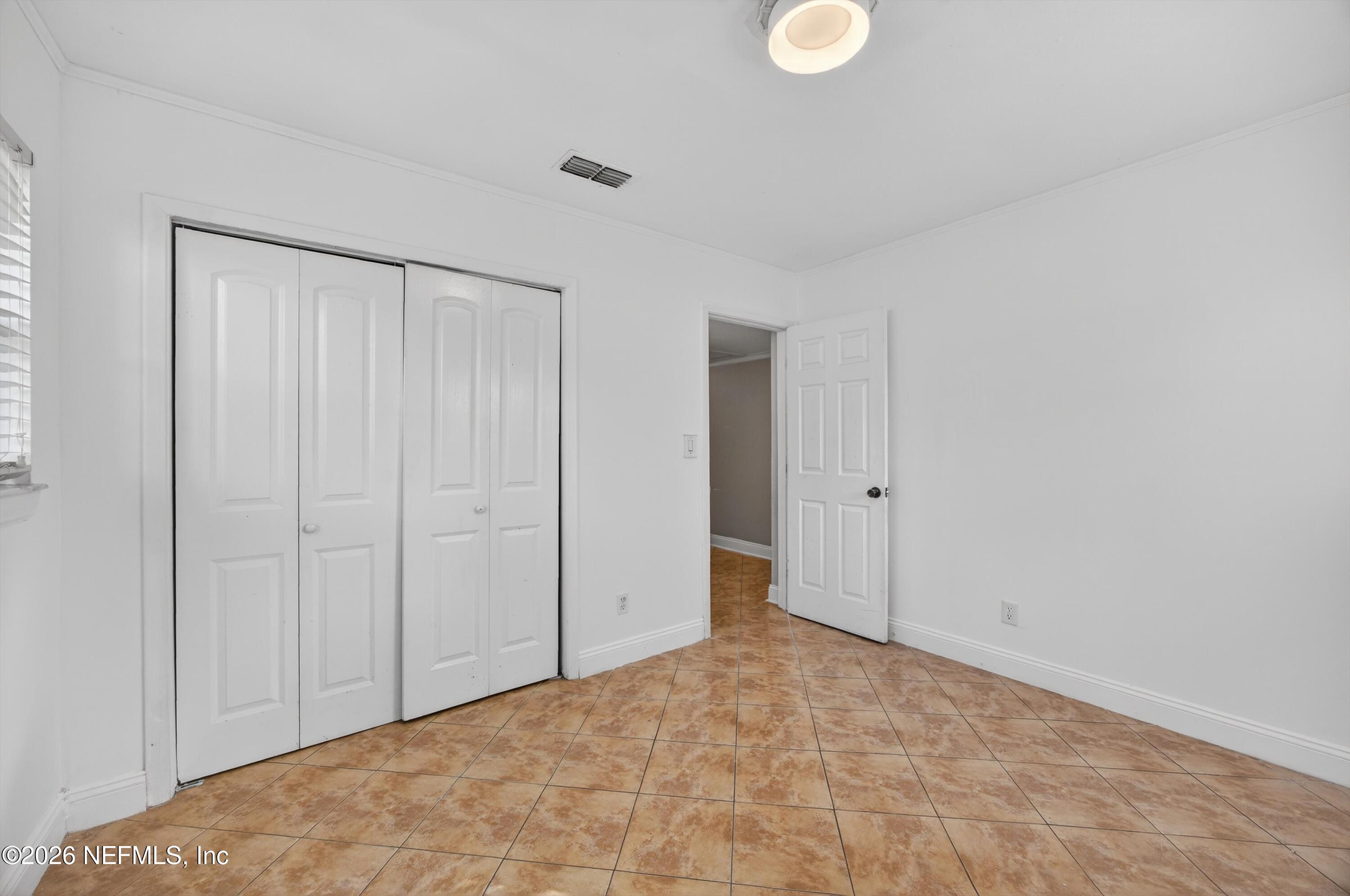 5134 Damascus Road South Jacksonville, FL 32207 - Photo 33 of 41 a view of an empty room