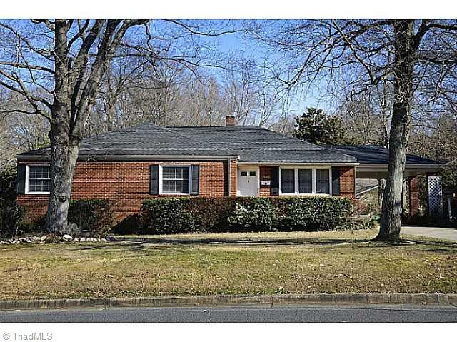 825 Cliff Road Asheboro, NC 27203 - Photo 1 of 16 Exterior Front.