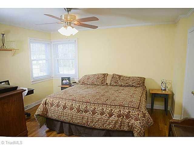 825 Cliff Road Asheboro, NC 27203 - Photo 7 of 16 Master Bedroom.